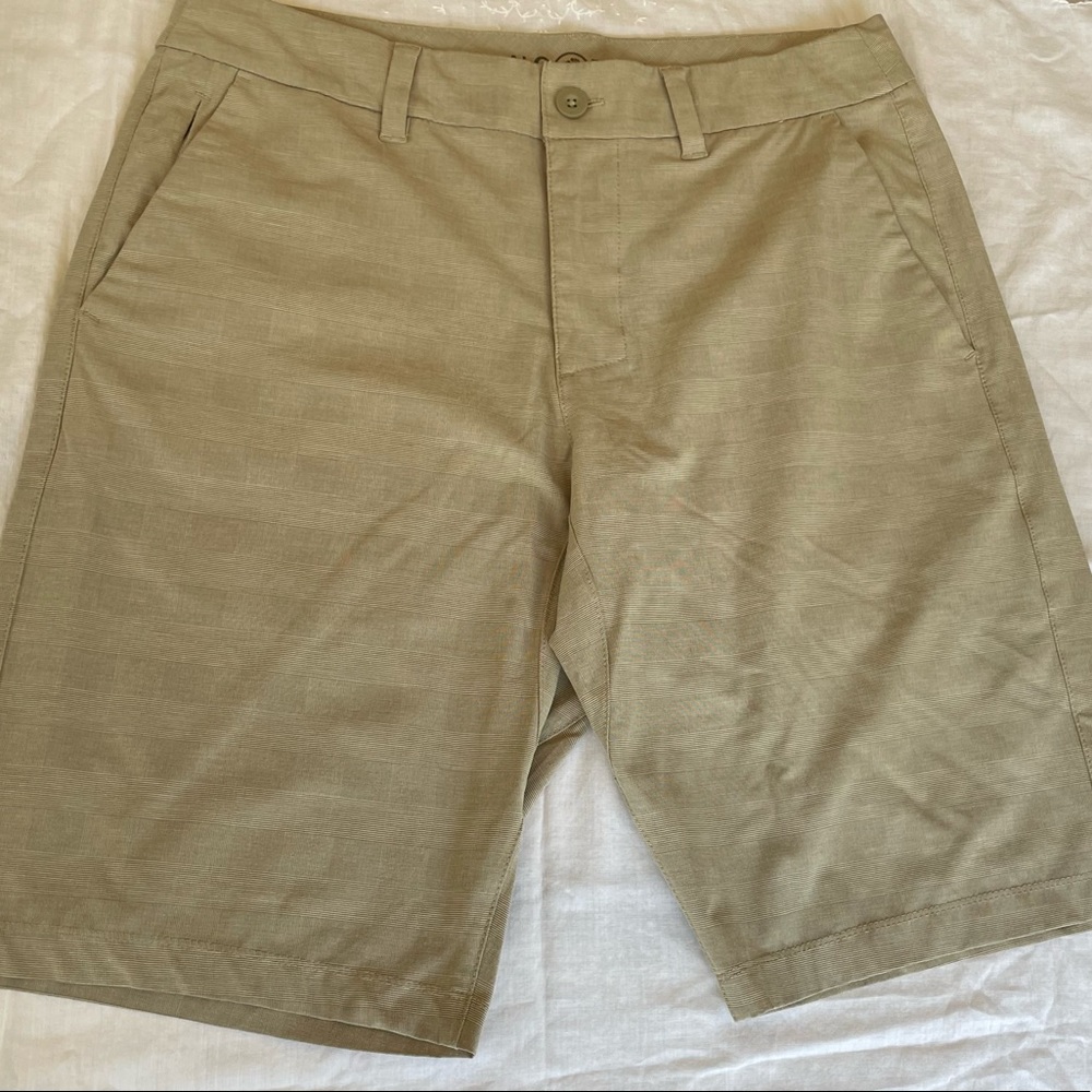 Men’s shorts, 27 pairs including O’Neill,Hang Ten, Rusty’s, Fila, Nike and more.
